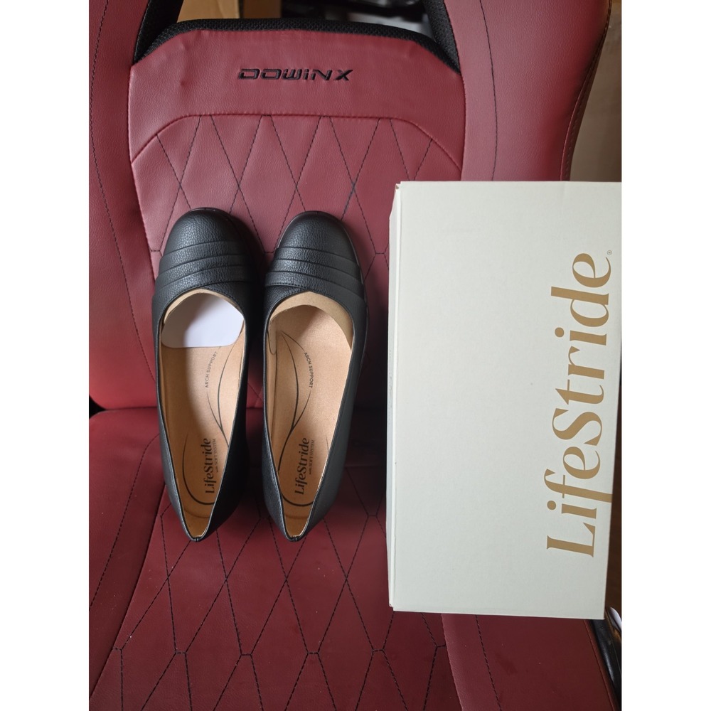 Life Stride Women's Size 8 M Soft System Shoes